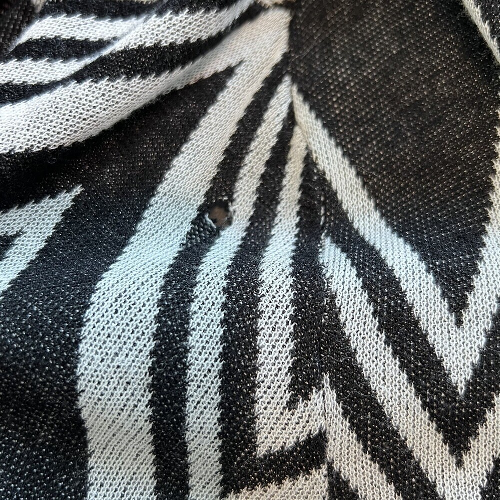 INC International Concepts Black White Chevron Print Fringed Open Cardigan XL - Picture 6 of 9